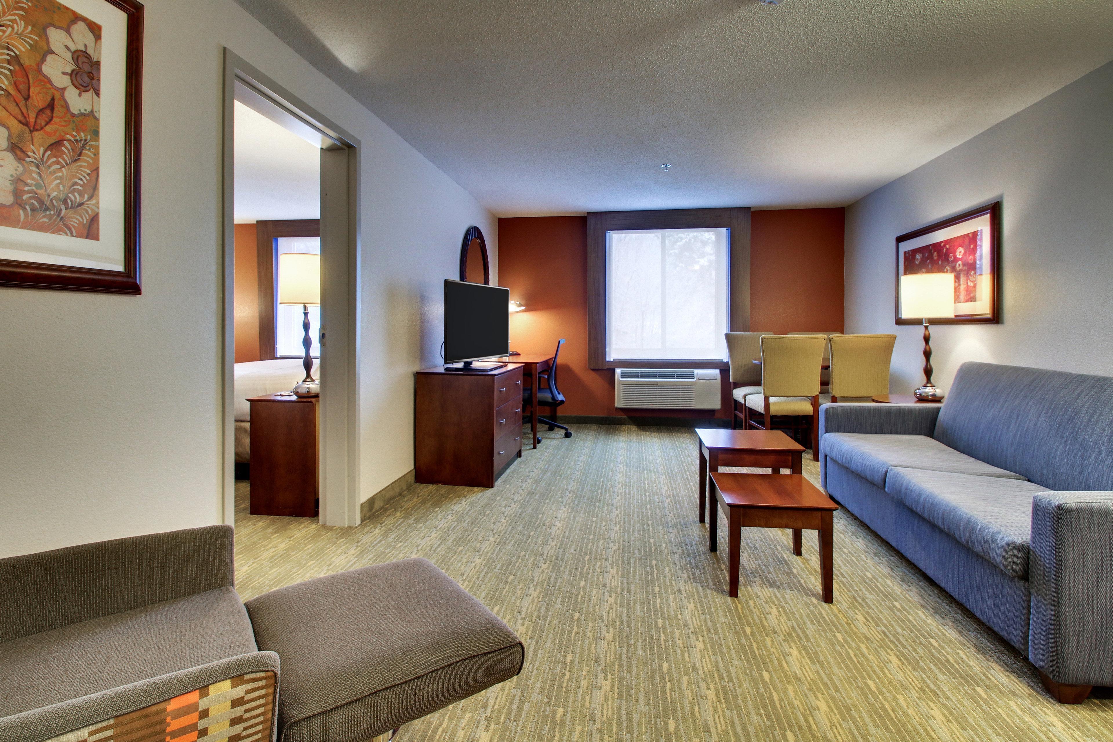 Holiday Inn Express & Suites - Lincoln East - White Mountains By Ihg Ngoại thất bức ảnh