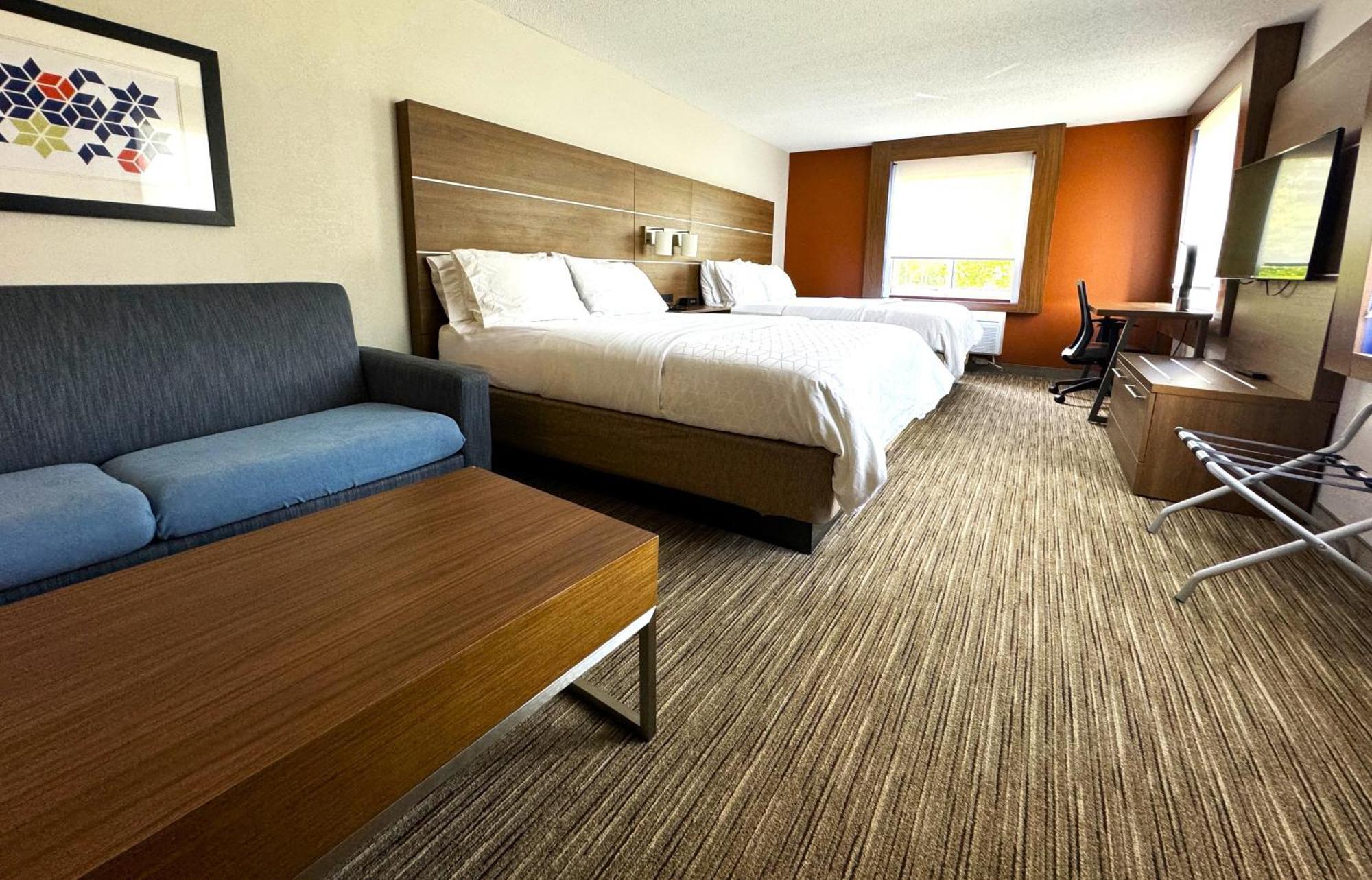 Holiday Inn Express & Suites - Lincoln East - White Mountains By Ihg Ngoại thất bức ảnh